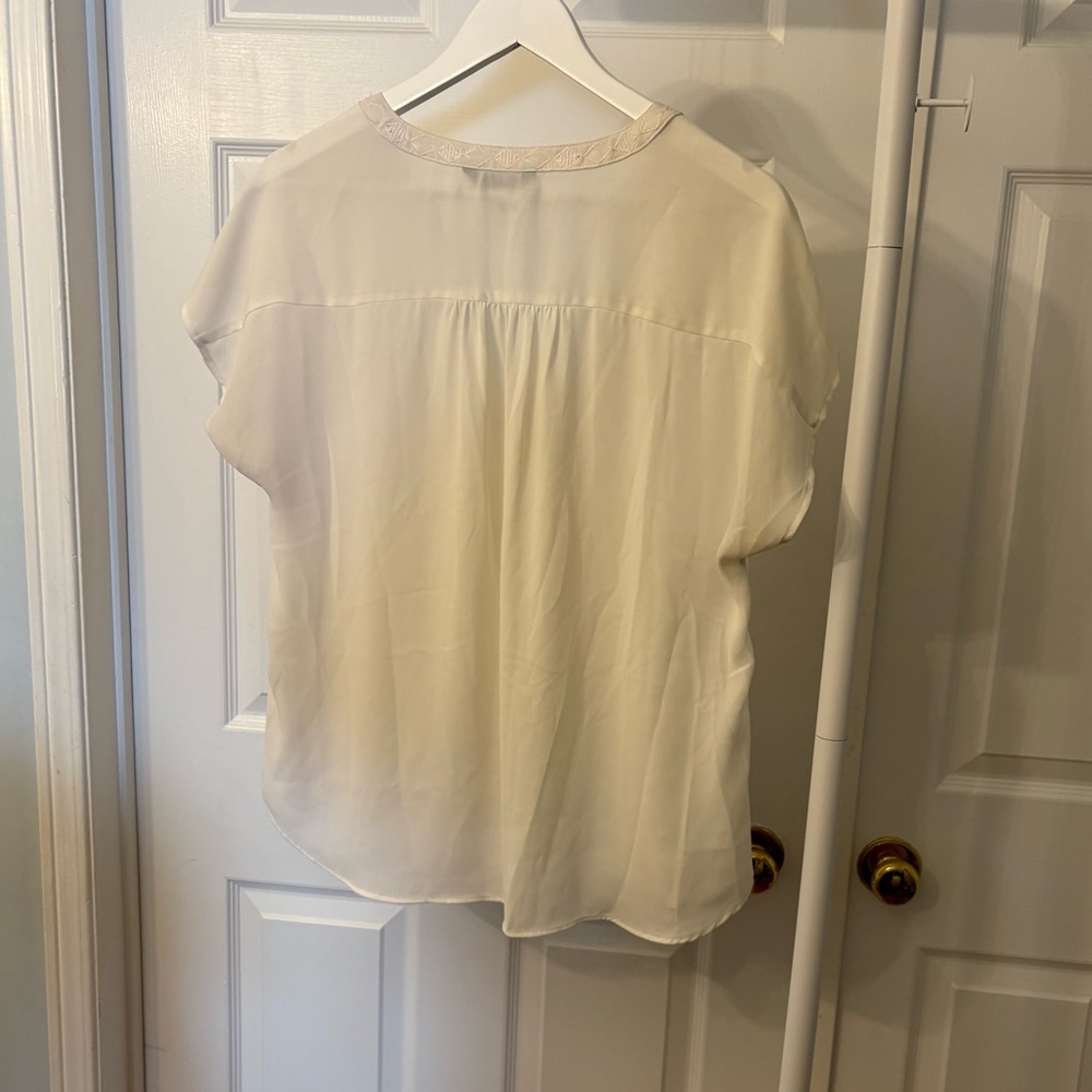 Banana Republic White Short Sleeve Blouse Size Large - Picture 9 of 11